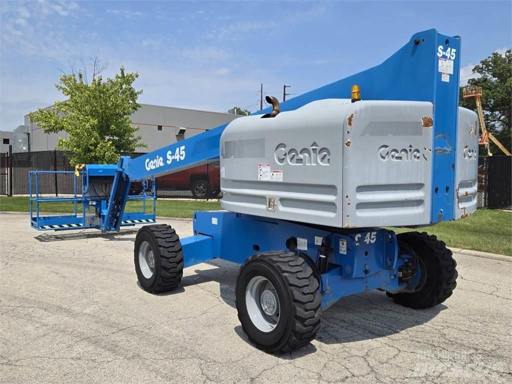 Genie S-45 Teleskopik personel platformları