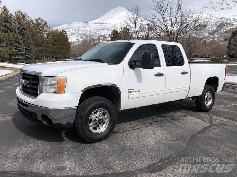 GMC 2500HD Pikaplar
