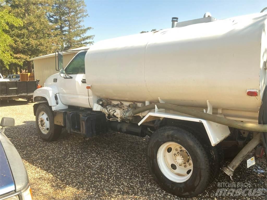 GMC 7500 Tankerli kamyonlar