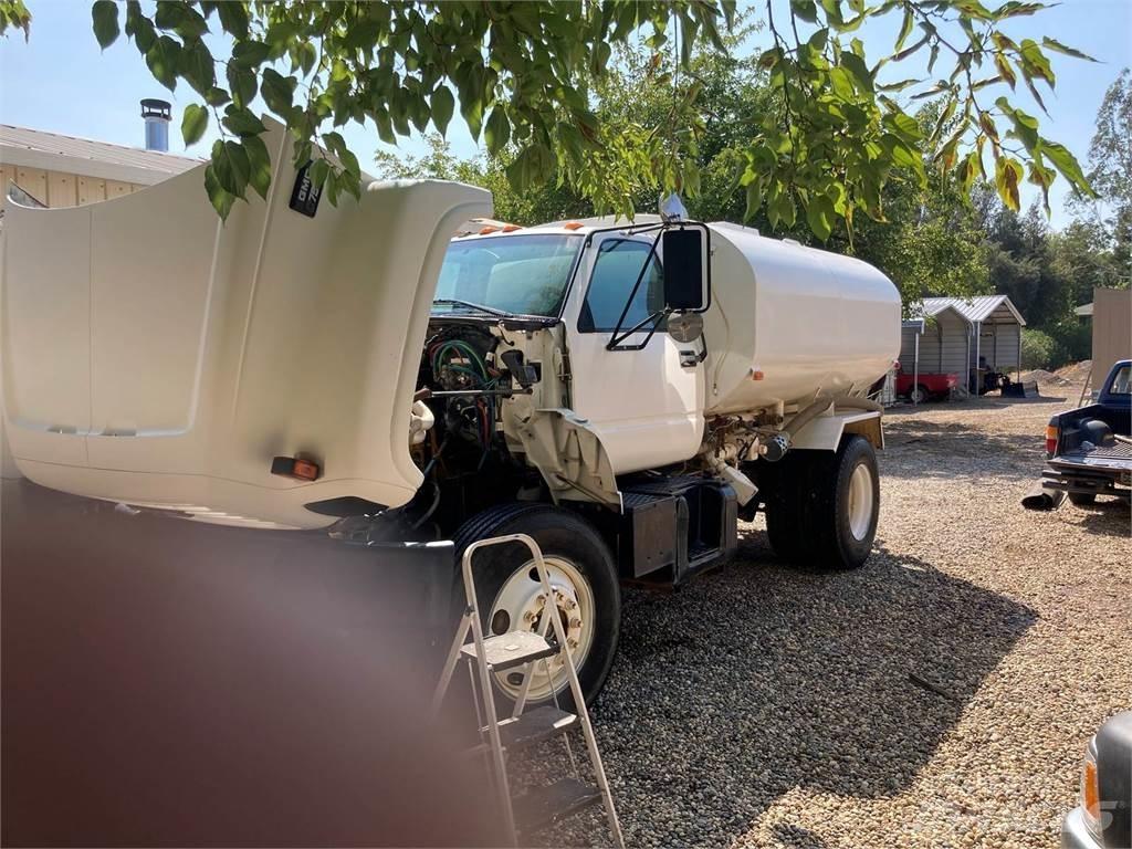 GMC 7500 Tankerli kamyonlar