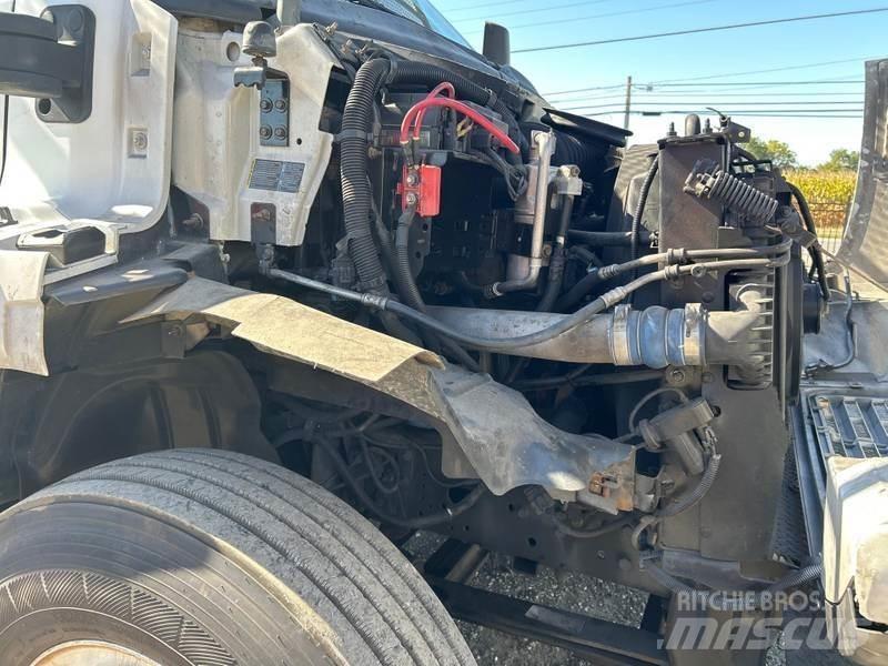 GMC C7500 Araç üstü platformlar
