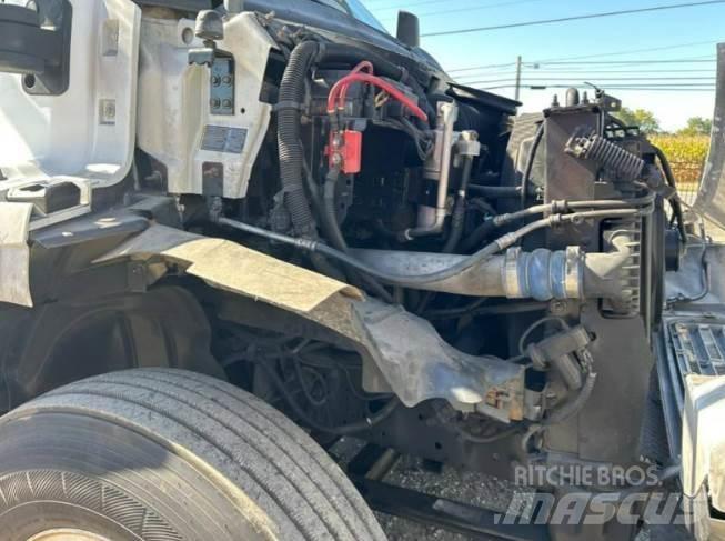 GMC C7500 Araç üstü platformlar