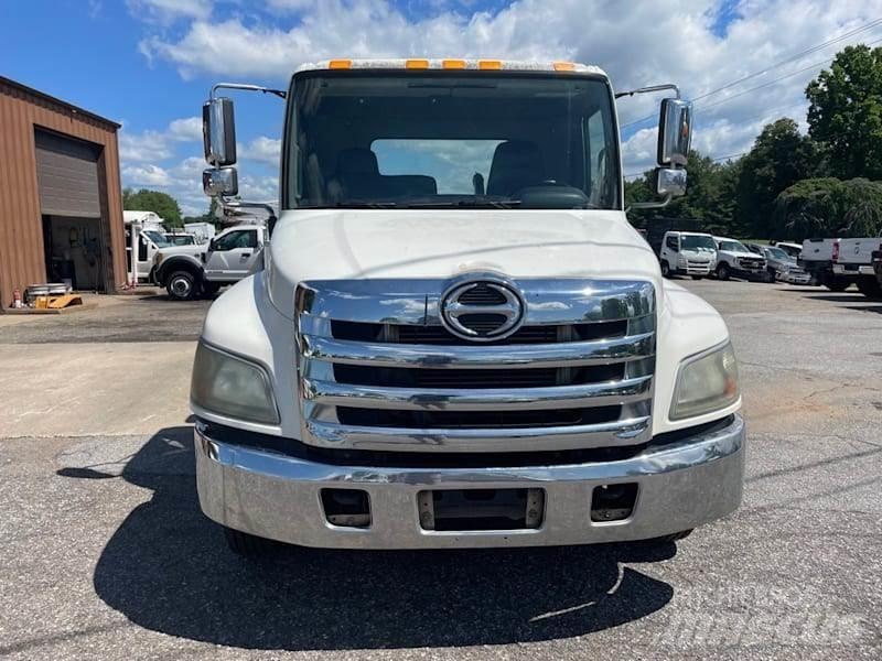 Hino 258 Araç tasiyicilar