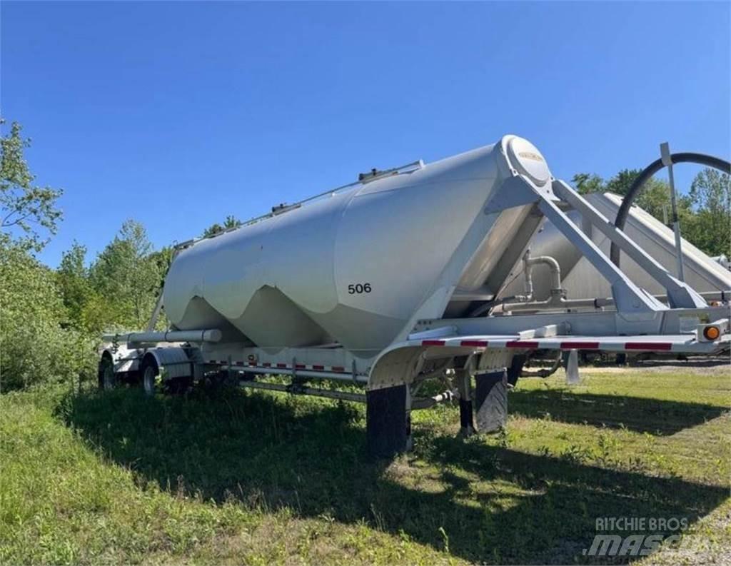  J & L Tankerler