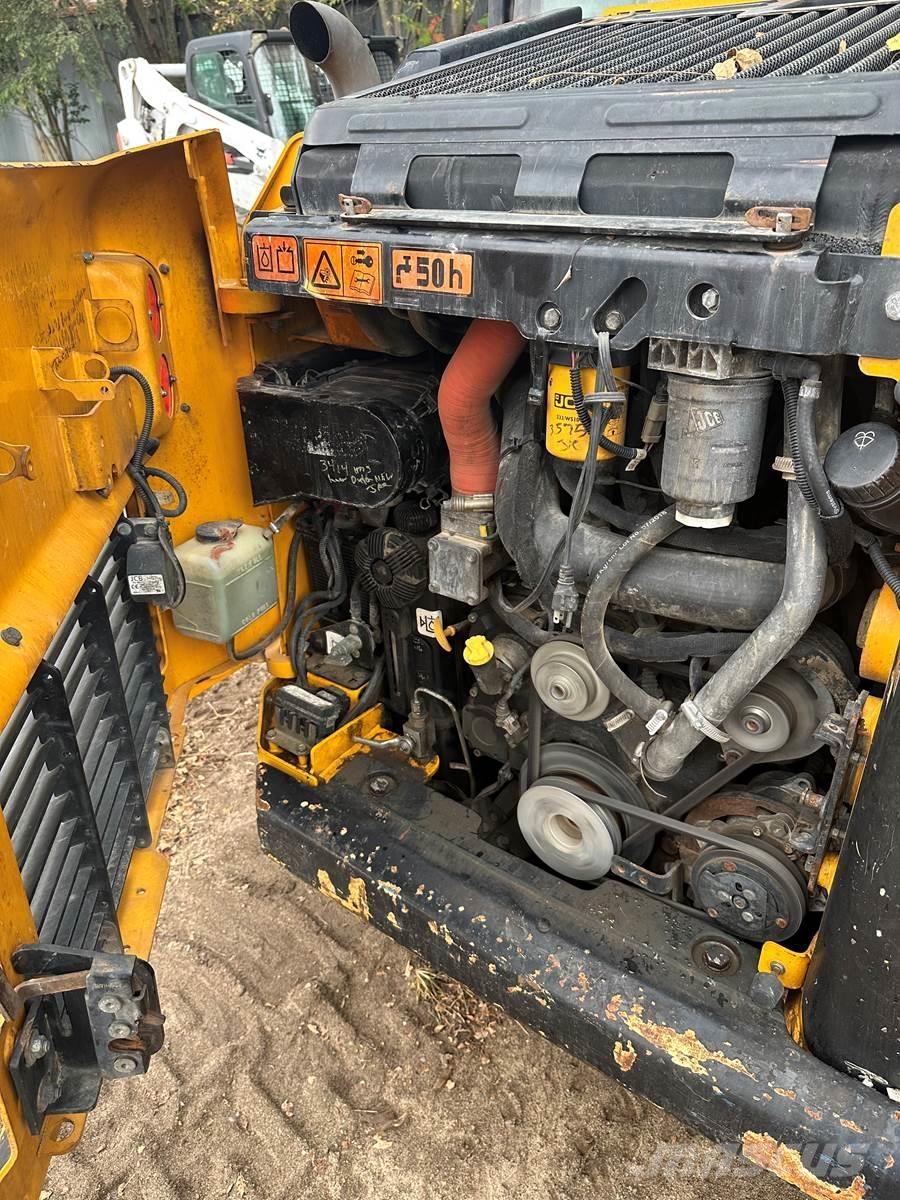 JCB 215T Skid steer loderler