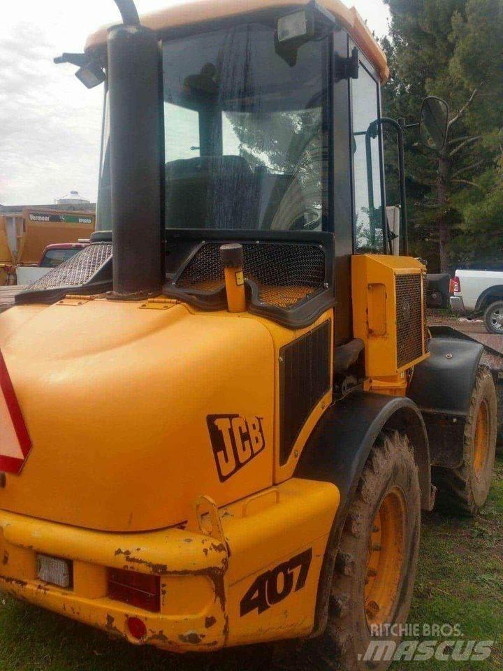 JCB 407 Tekerlekli yükleyiciler
