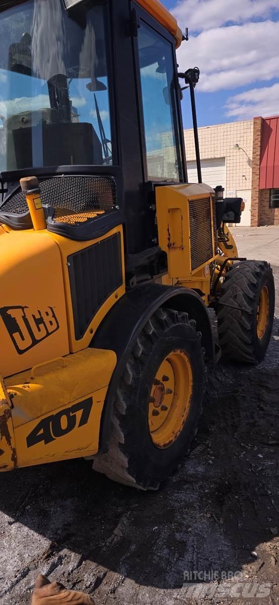 JCB 407 Tekerlekli yükleyiciler