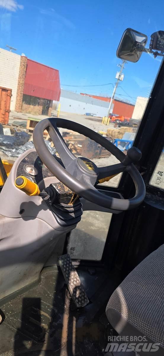JCB 407 Tekerlekli yükleyiciler