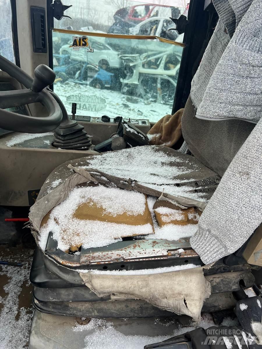 JCB 411 HT Tekerlekli yükleyiciler