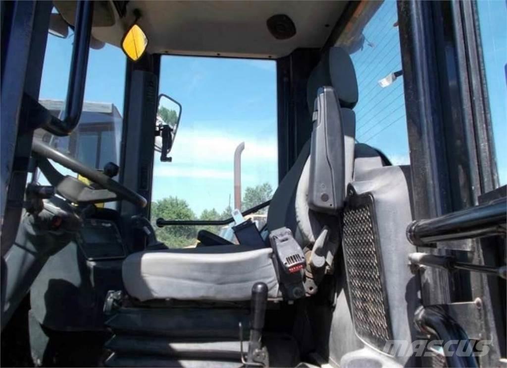 JCB 416 HT Tekerlekli yükleyiciler