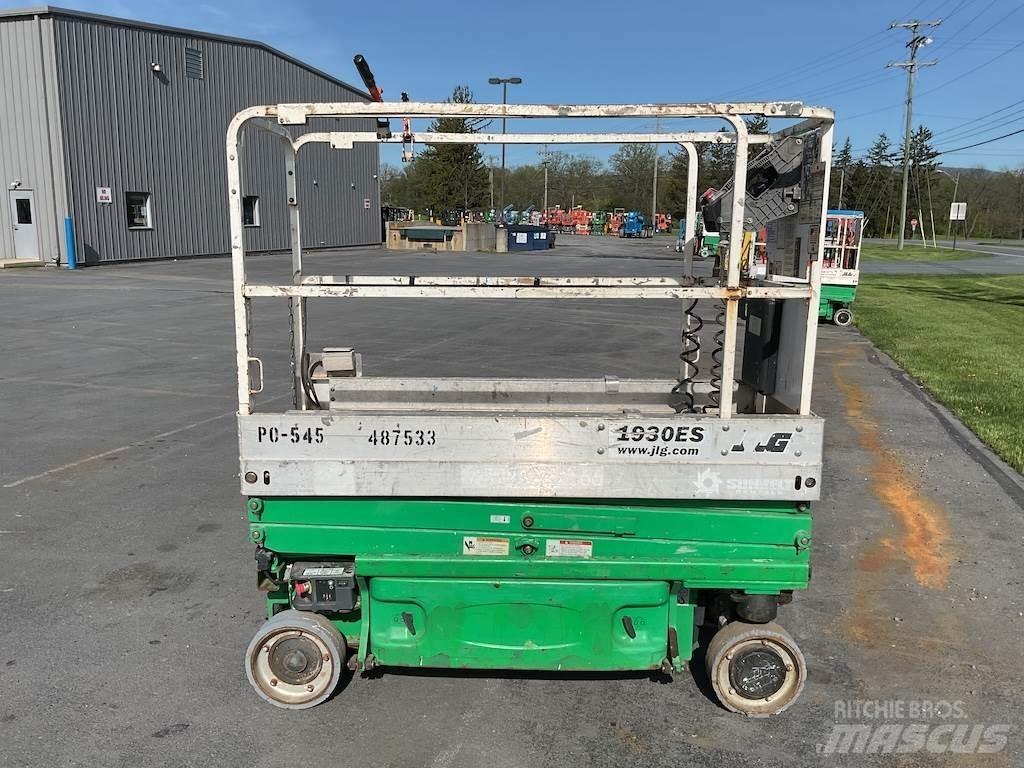 JLG 1930ES Makasli platformlar
