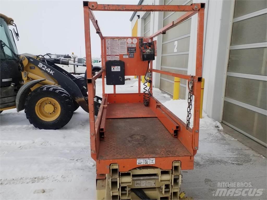JLG 1932RS Makasli platformlar