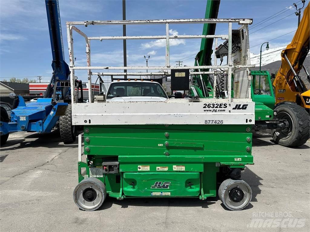 JLG 2632ES Makasli platformlar