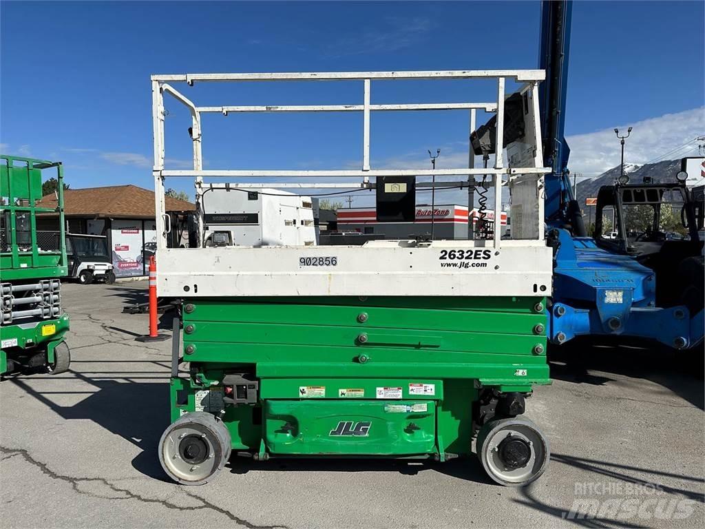 JLG 2632ES Makasli platformlar