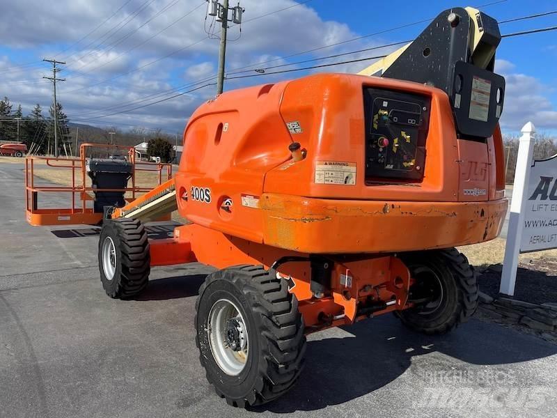 JLG 400S Teleskopik personel platformları