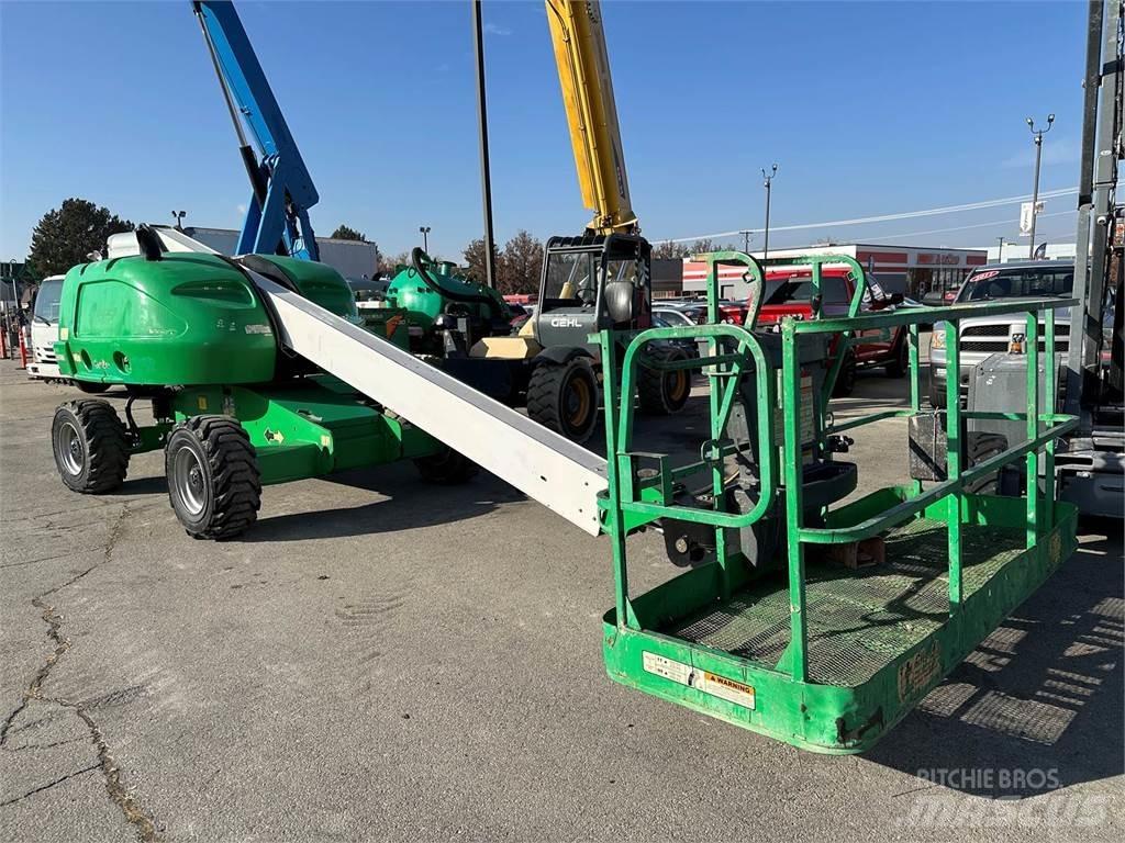 JLG 400S Teleskopik personel platformları