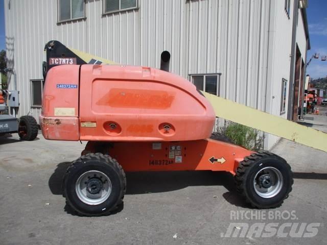 JLG 400S Teleskopik personel platformları