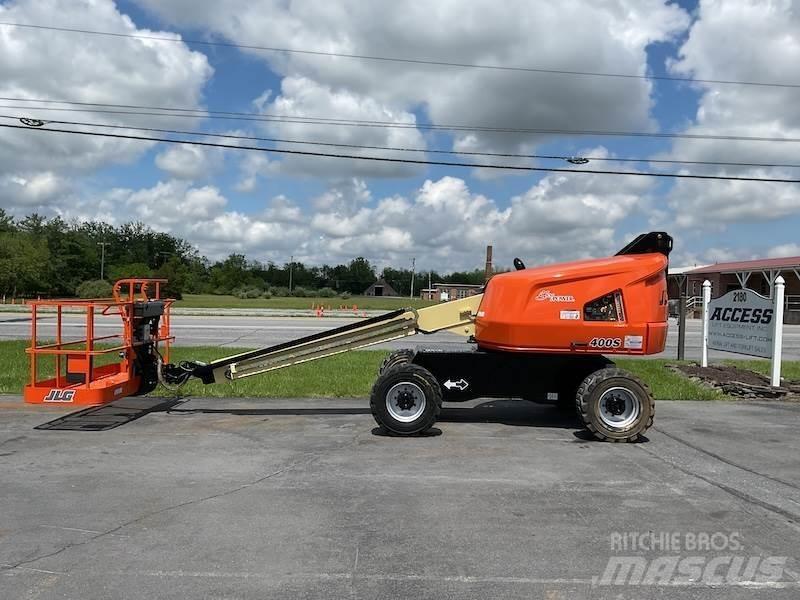JLG 400S Teleskopik personel platformları