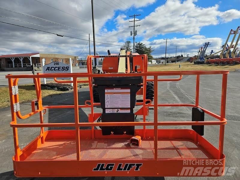 JLG 600S Teleskopik personel platformları
