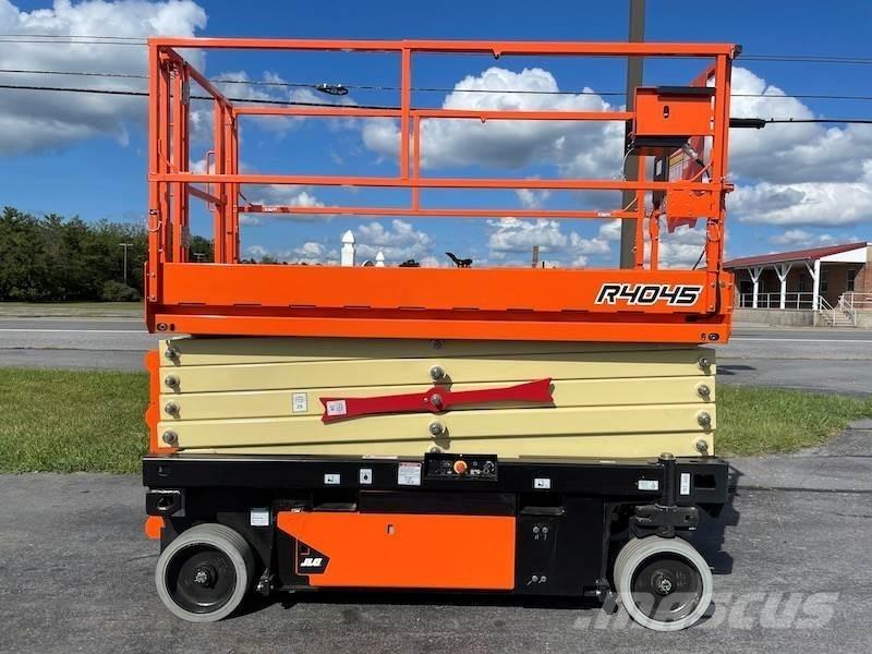 JLG R4045 Makasli platformlar