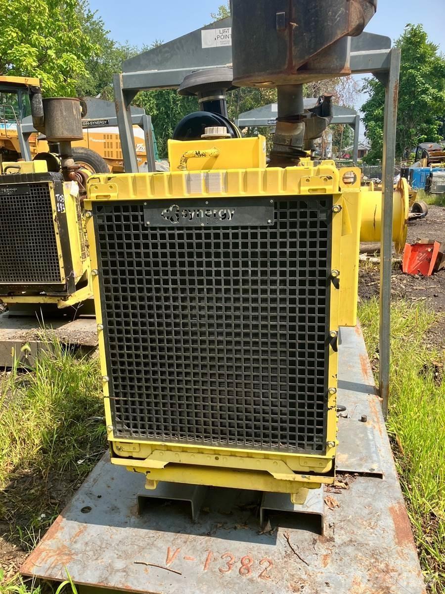 John Deere  Motorlar