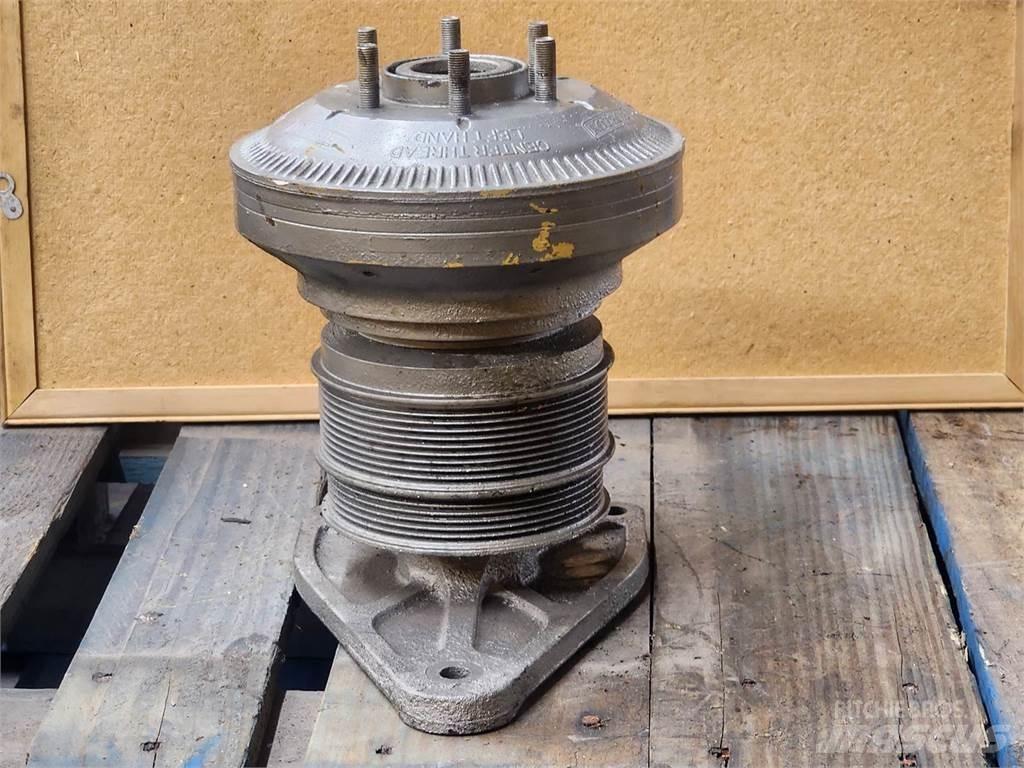 Mack  Diger aksam