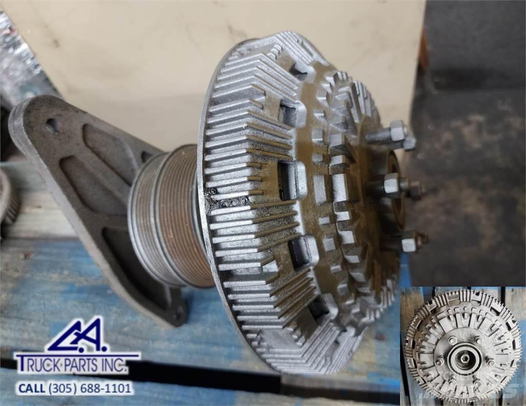 Mack  Diger aksam