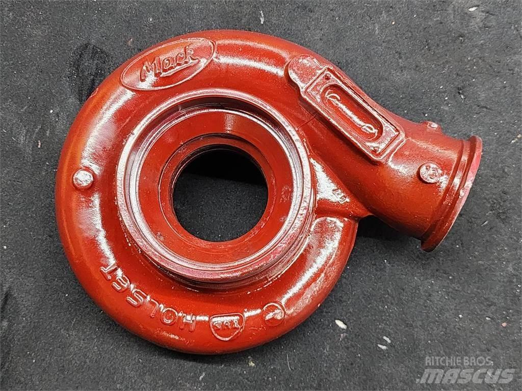 Mack  Diger aksam