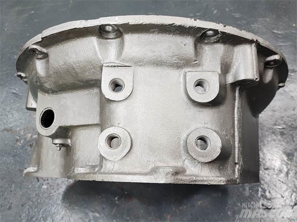 Mack  Diger aksam