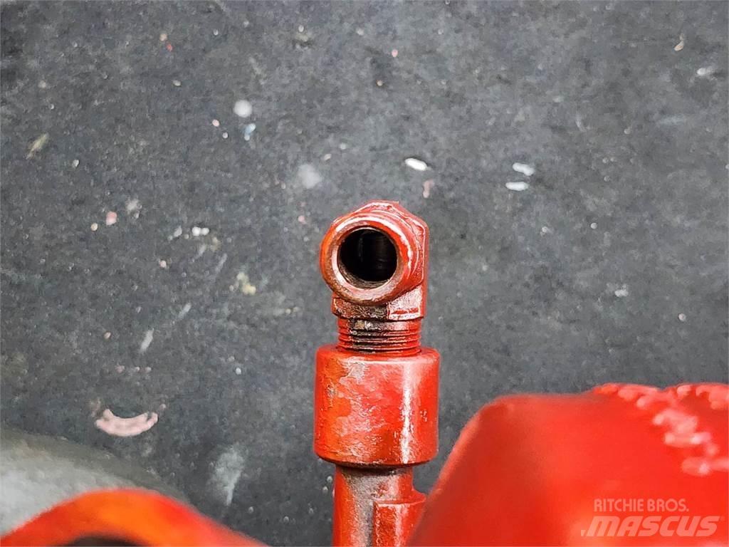 Mack  Diger aksam