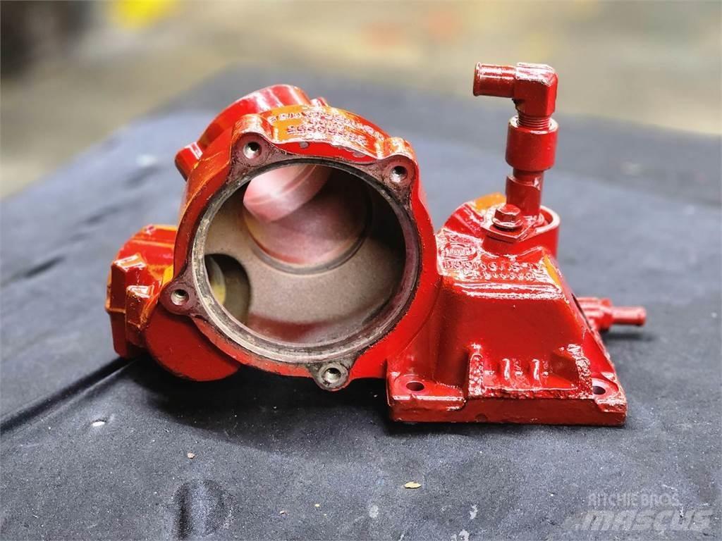 Mack  Diger aksam