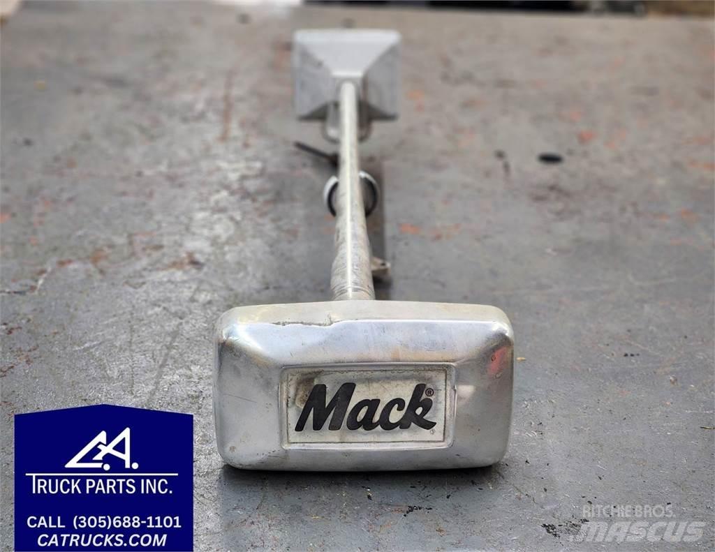 Mack  Diger parçalar