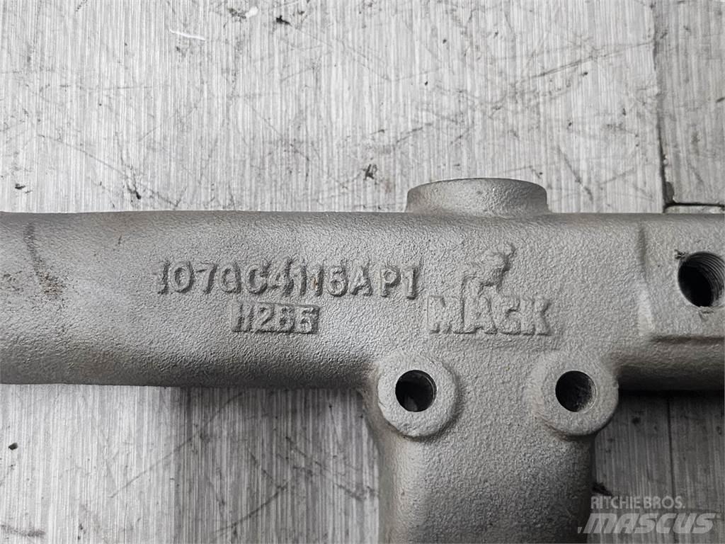 Mack E7 Diger aksam