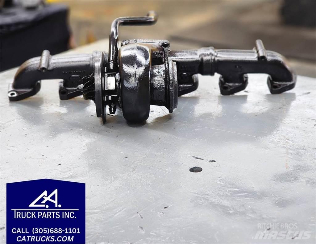 Mack E7 Diger aksam