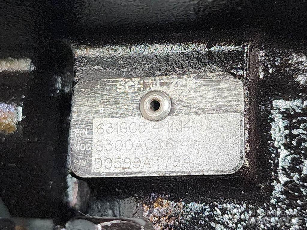 Mack E7 Diger aksam