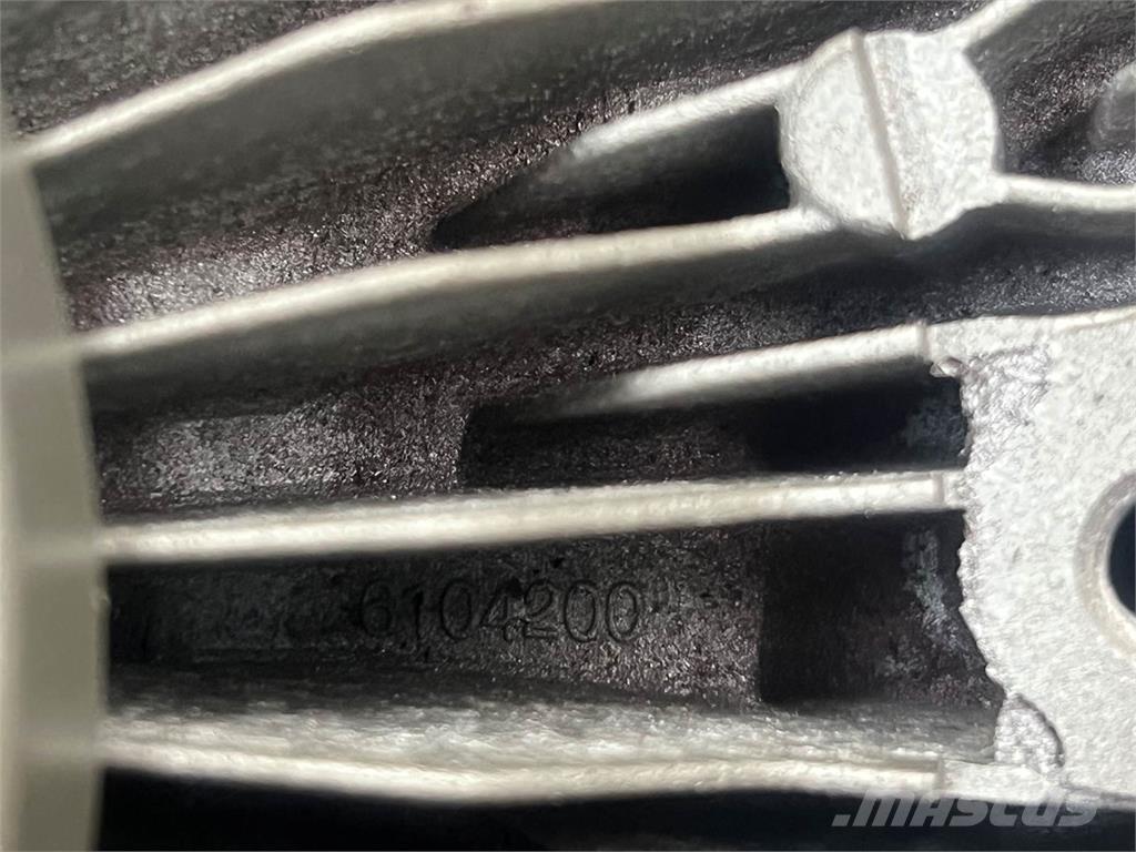 Mack MP7 Diger aksam