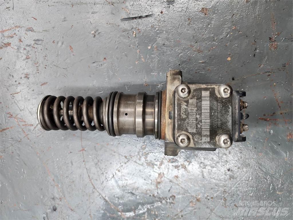 Mack MP8 Diger aksam