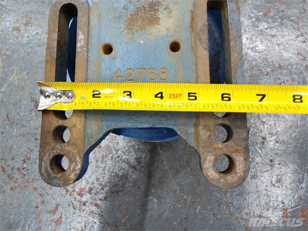 Mack MP8 Diger aksam