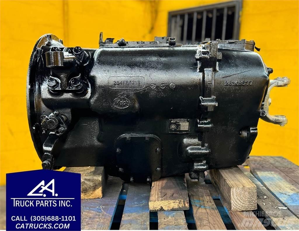 Mack T2100 Sanzumanlar