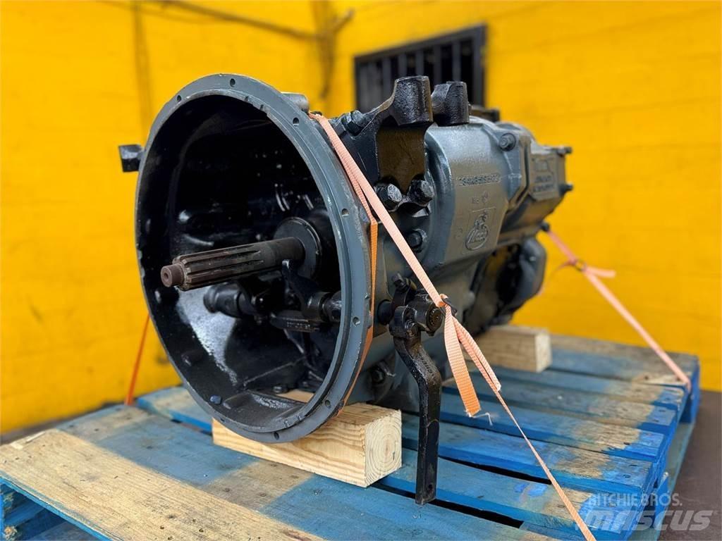 Mack X107A Sanzumanlar