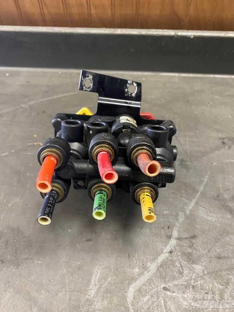Meritor  Diger aksam