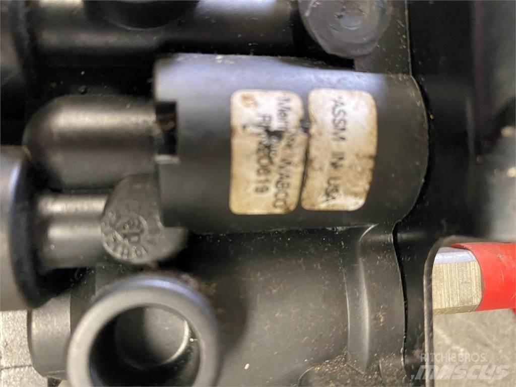 Meritor  Diger aksam