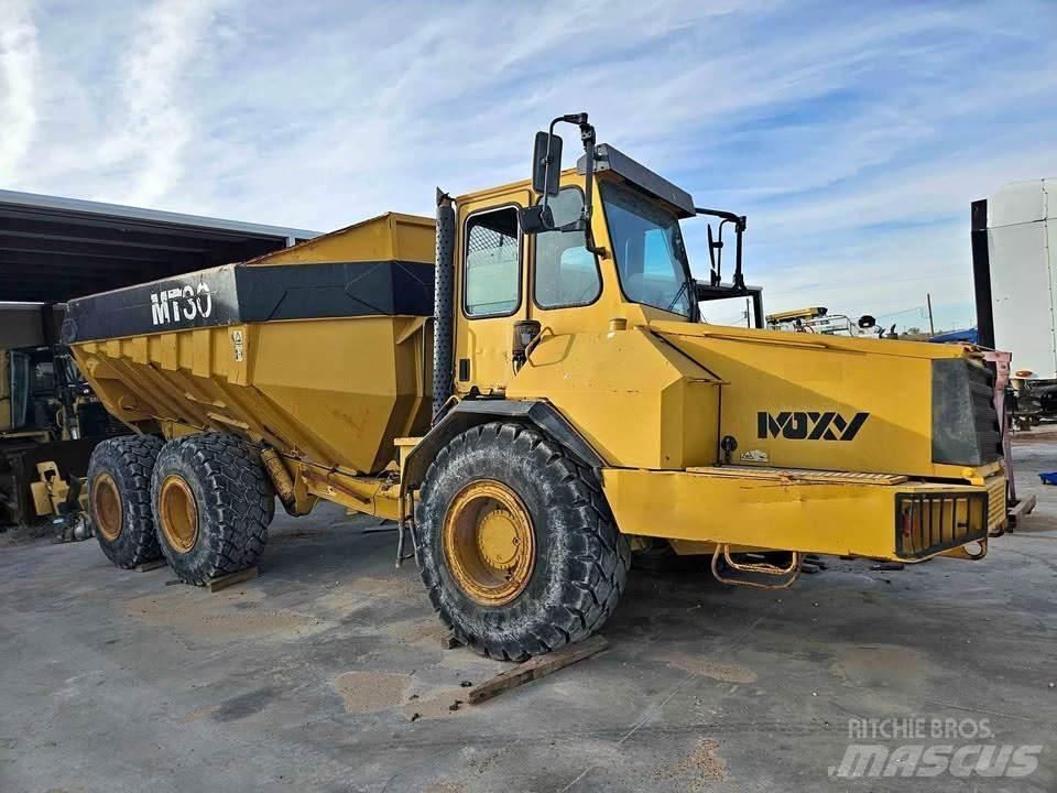 Moxy MT-30 Belden kirma kaya kamyonu