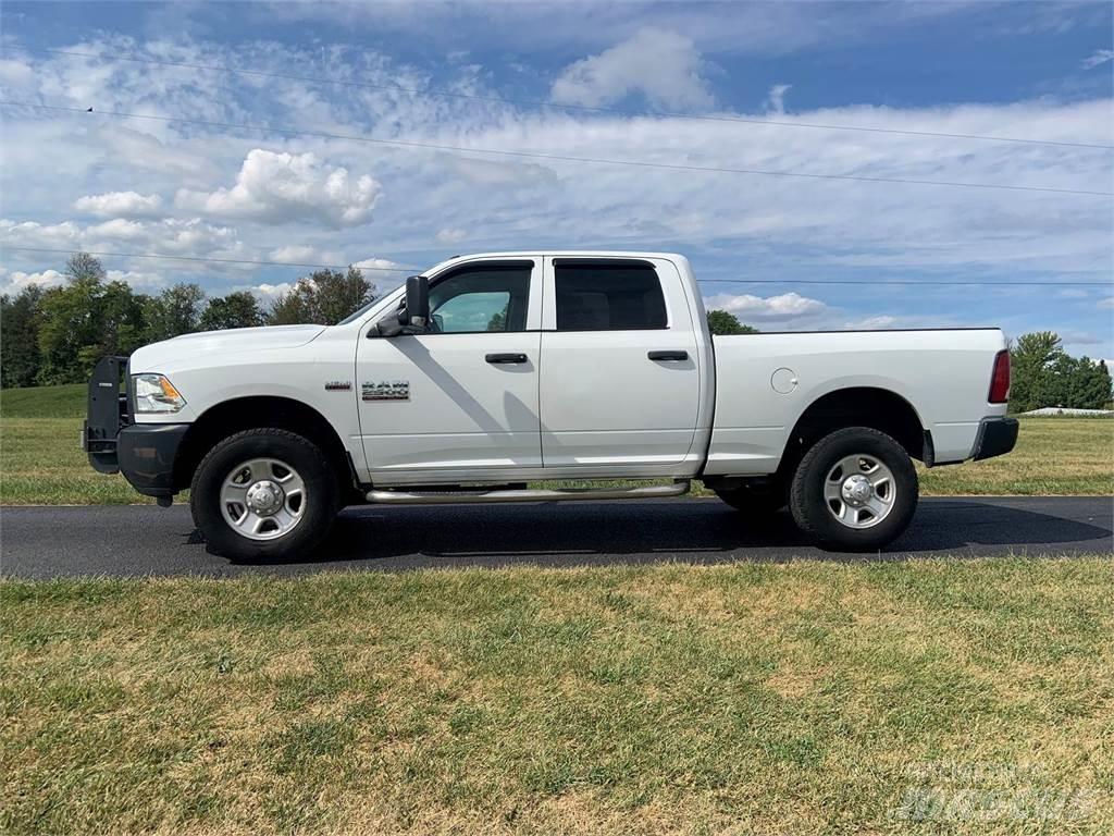 RAM 2500 Pikaplar