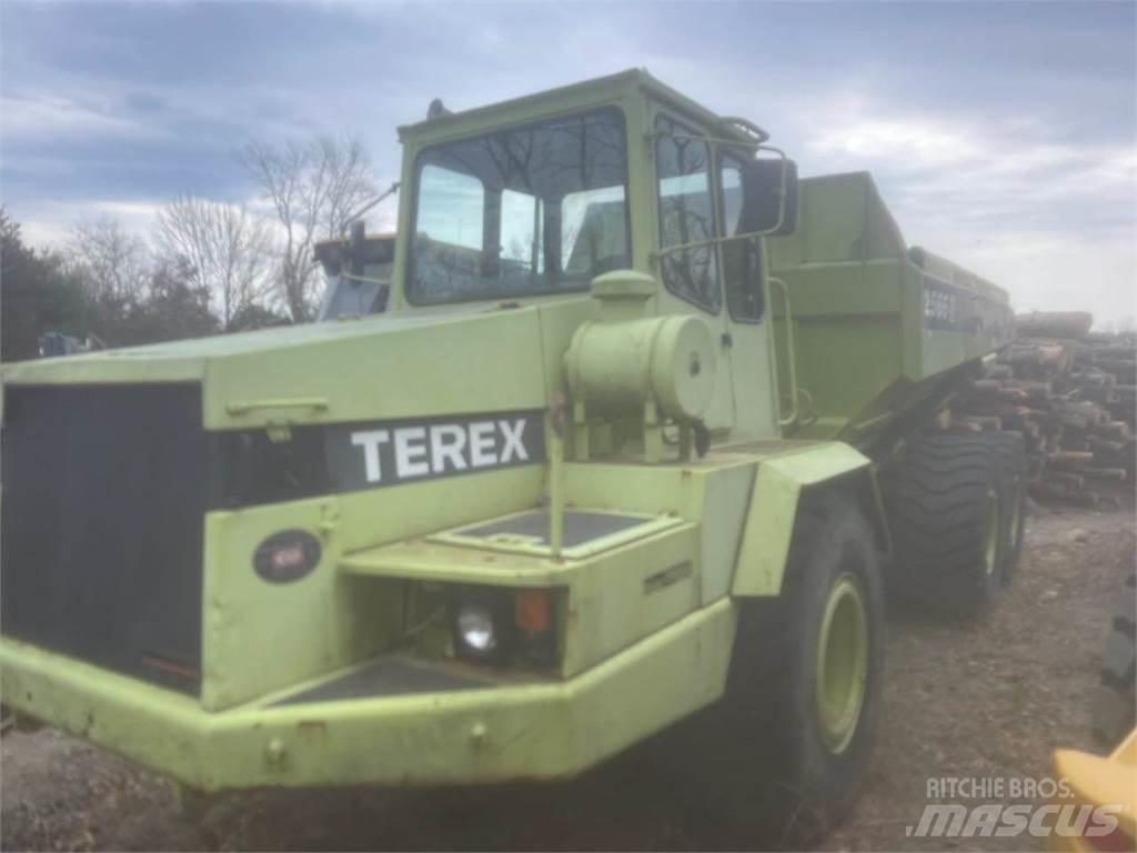 Terex 2566 Panel vanlar