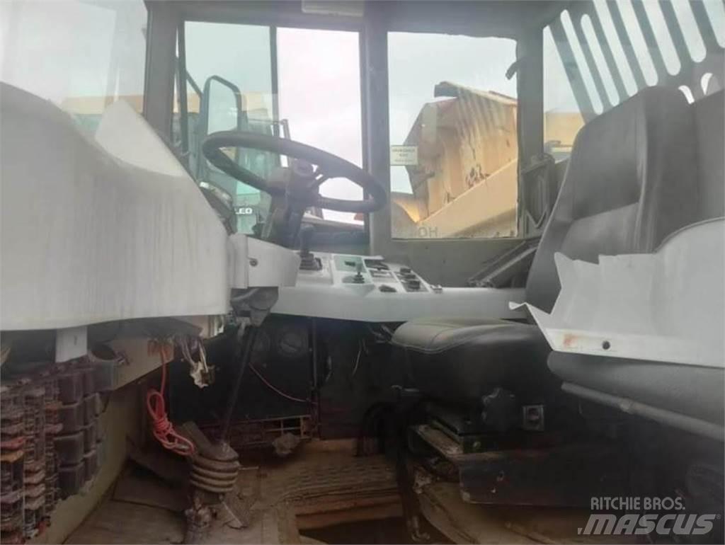 Terex TA30 Panel vanlar