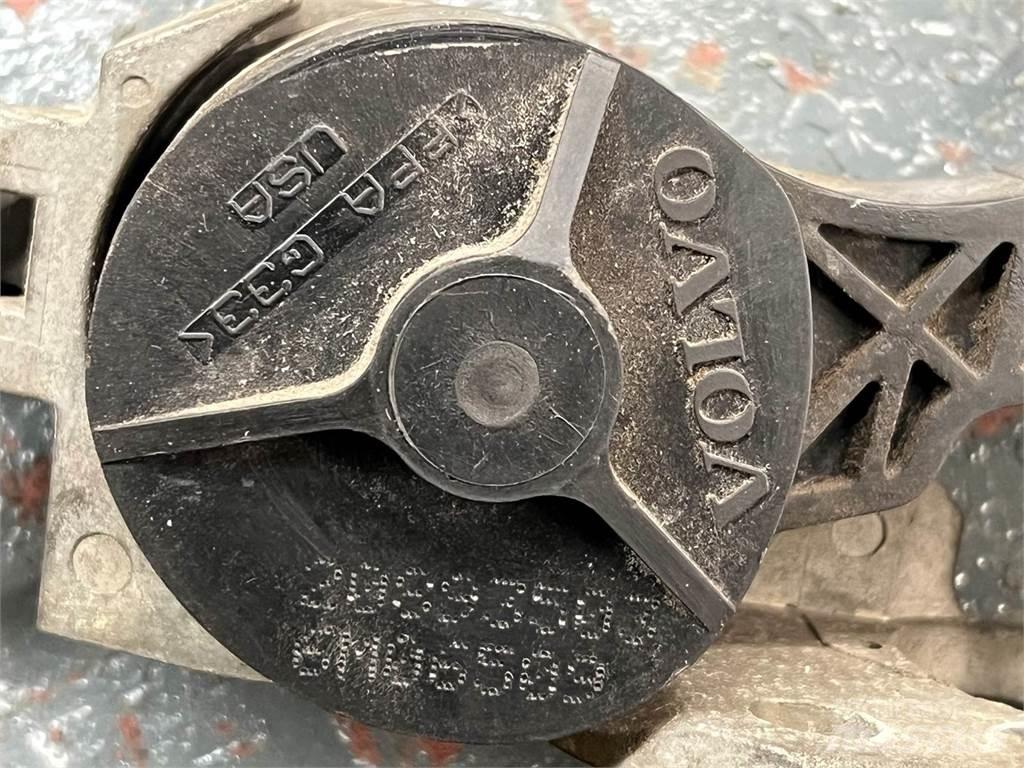 Volvo  Diger aksam
