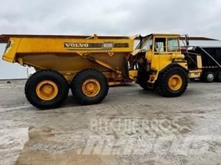 Volvo A25C Belden kirma kaya kamyonu