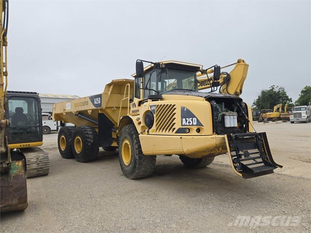Volvo A25D Belden kirma kaya kamyonu
