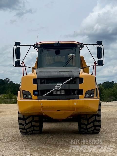 Volvo A25G Belden kirma kaya kamyonu